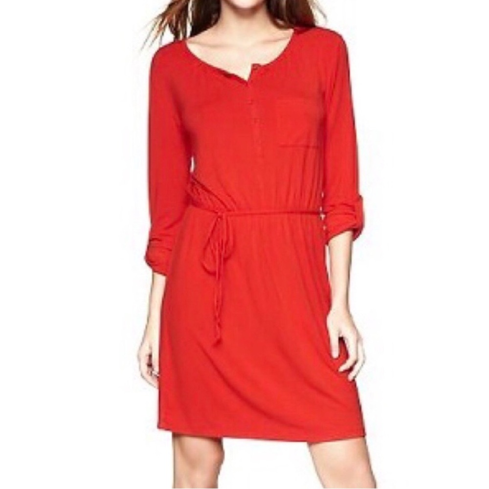 Women’s Gap Red Henley Pocket Midi Dress size Medium